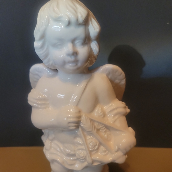 Vintage Winged Cupid Porcelain Vase - Picture 1 of 4